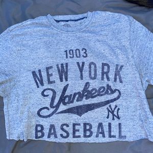 New York Yankees shirts
